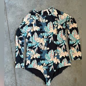 Long-Sleeve One-Piece Swimsuit in Tropical Floral